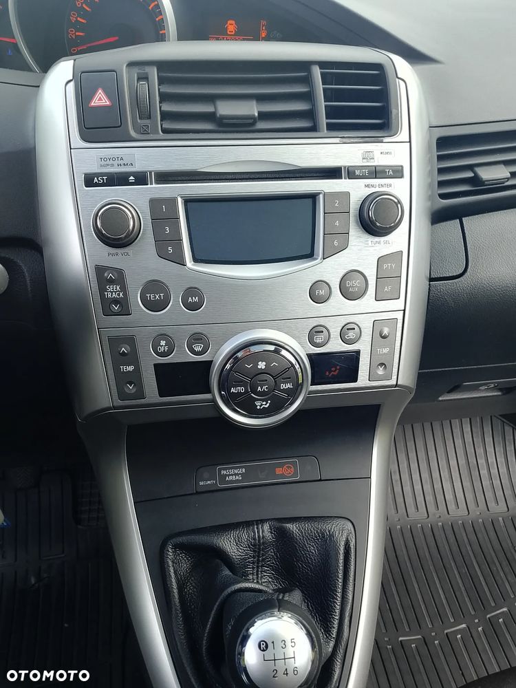 Toyota Verso 2.0 D-4D Sol plus 7os - 21