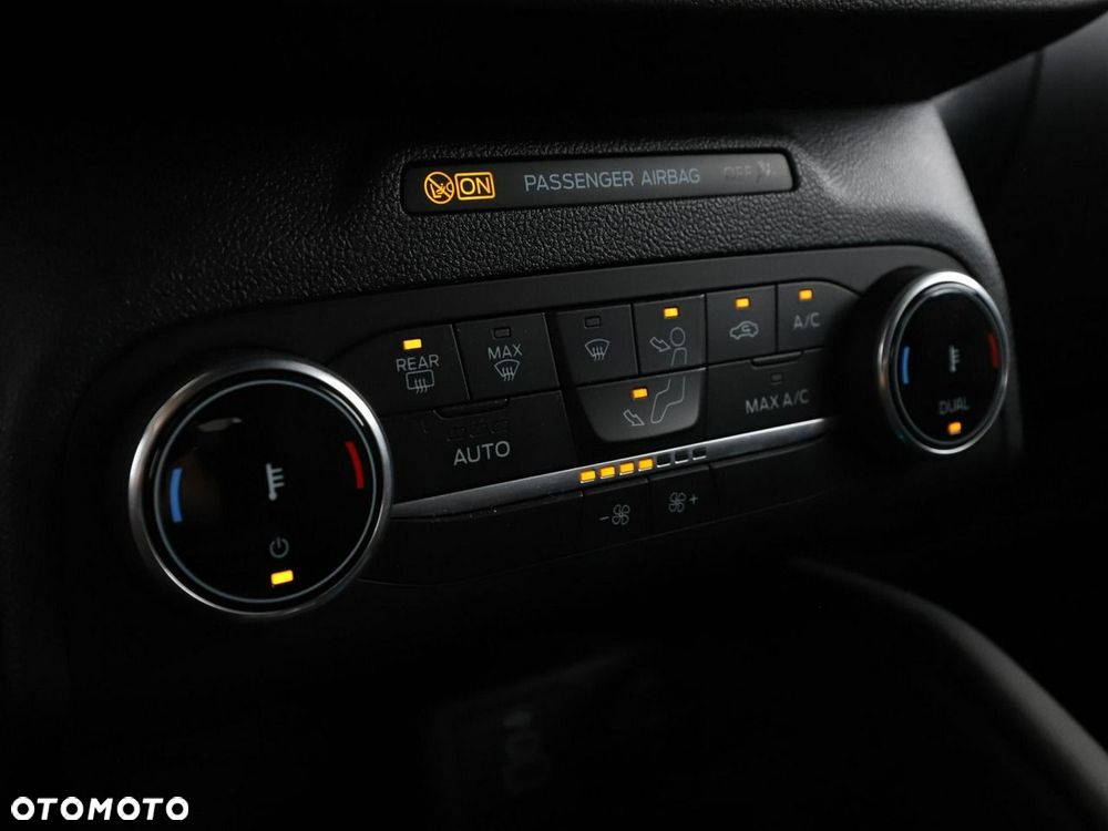 Ford Kuga - 29