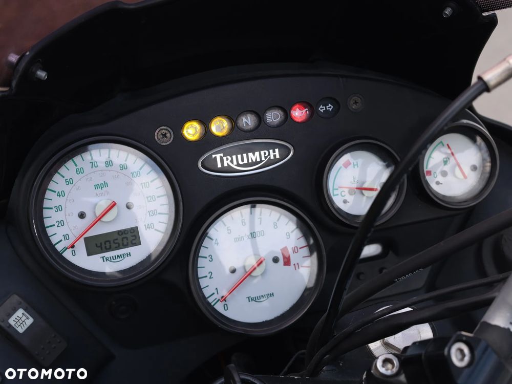 Triumph Tiger - 7
