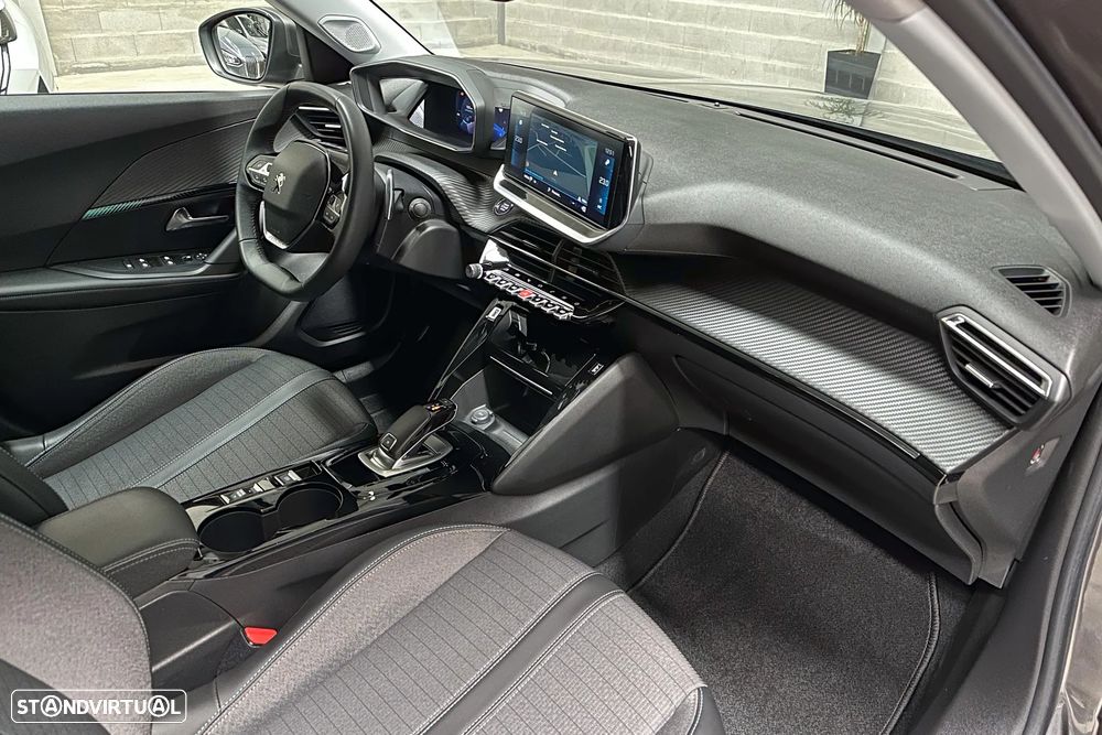 Peugeot 2008 PureTech 130 EAT8 Allure Pack - 10
