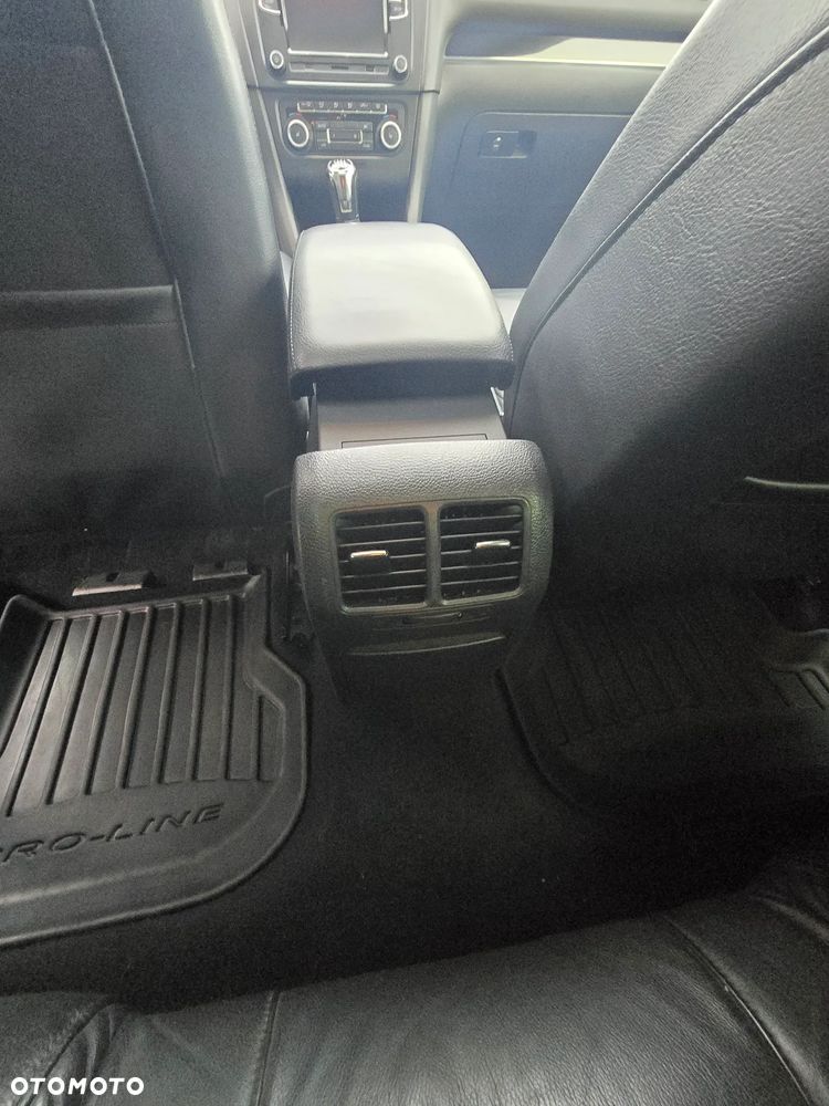 Volkswagen Golf 2.0 TDI GTD - 18