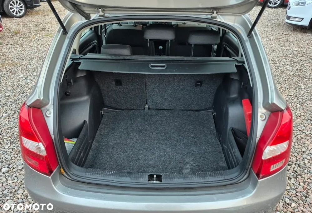 Skoda Fabia - 12