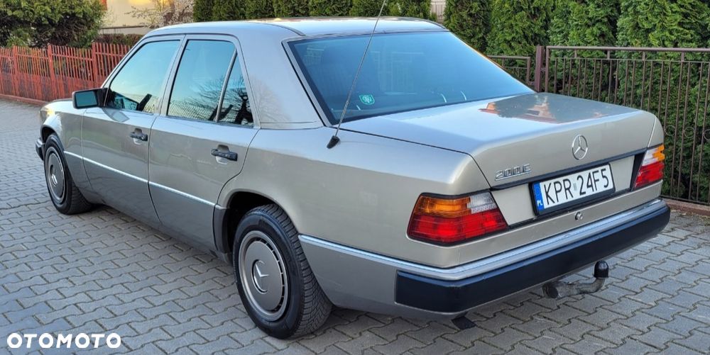 Mercedes-Benz W124 (1984-1993) - 3