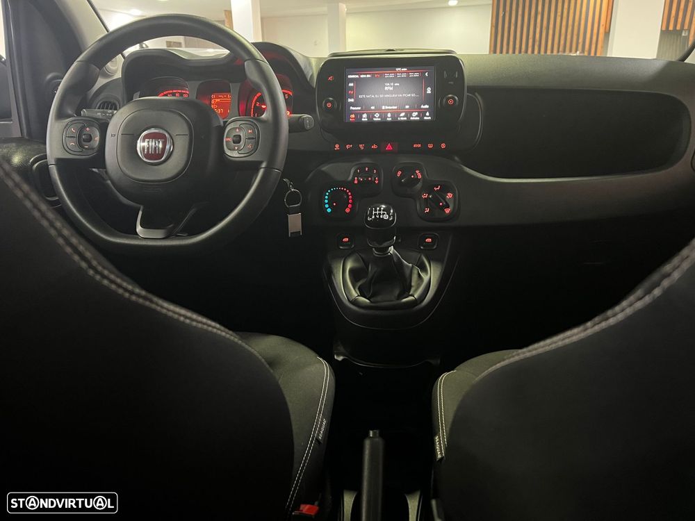 Fiat Panda 1.0 Hybrid City Cross - 10