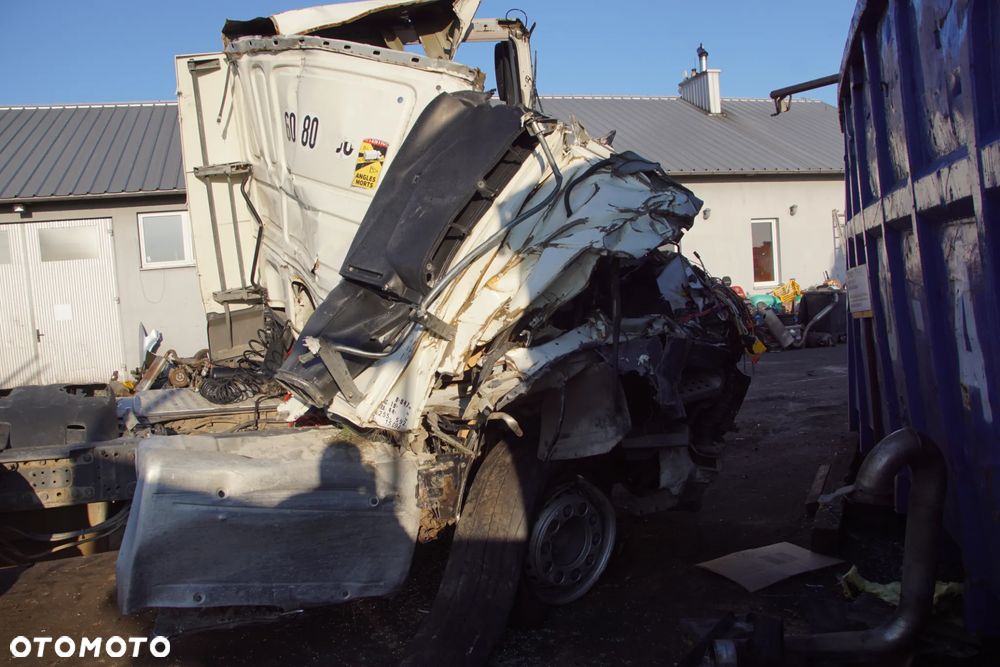 Auto na części - DAF XF 460 FT EURO 6 MX-13 2017R Silnik Skrzynia Lampa Lusterko Klamka Siodło Bak Sterownik Moduł Czujnik - 8