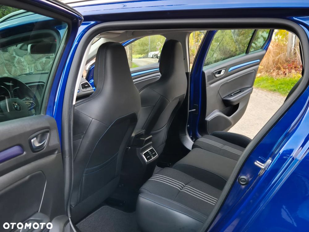 Renault Megane ENERGY TCe 160 GT-LINE - 25