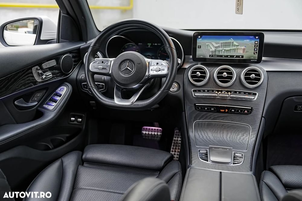 Mercedes-Benz GLC Coupe 300 e 4Matic 9G-TRONIC AMG Line Plus - 19