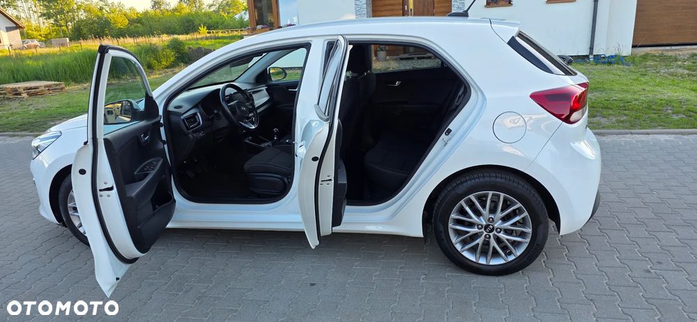 Kia Rio 1.2 Dream-Team Edition - 14