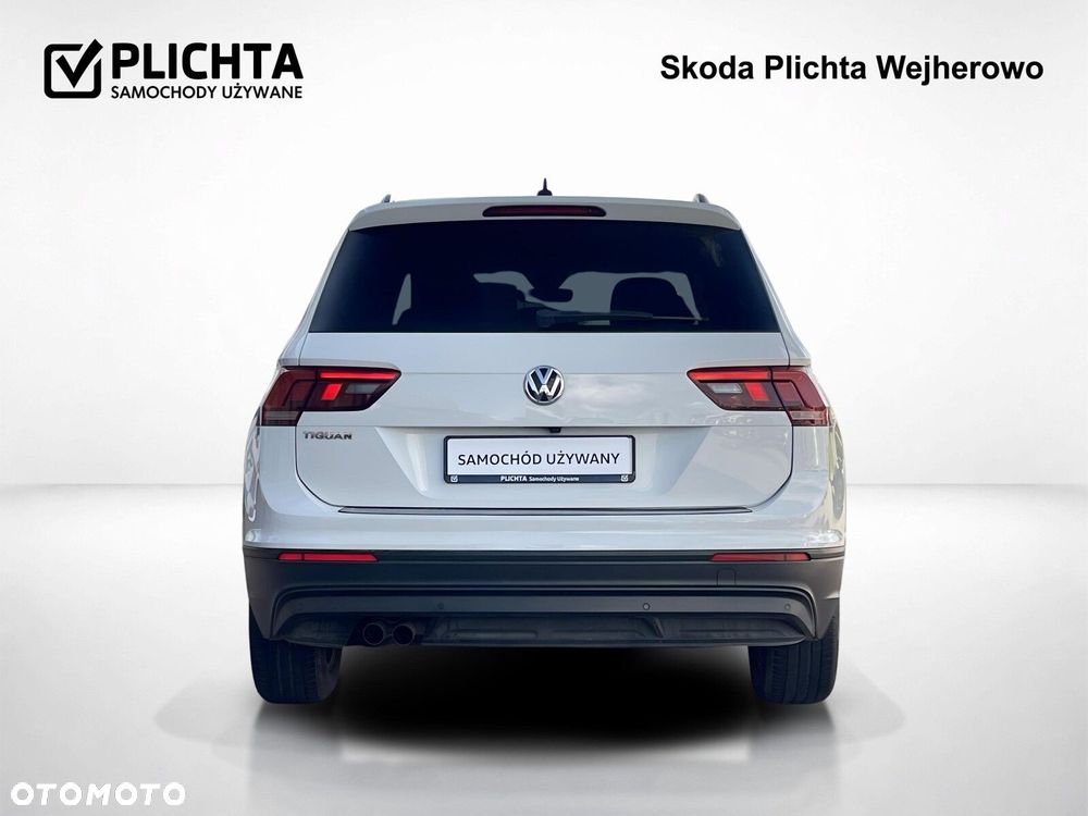 Volkswagen Tiguan - 5