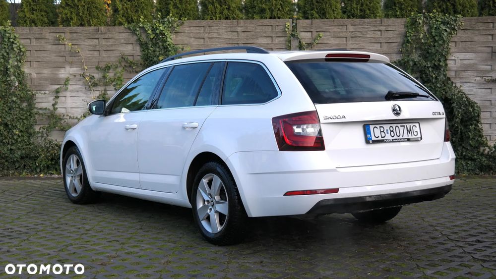 Skoda Octavia 1.4 TSI Ambition - 23