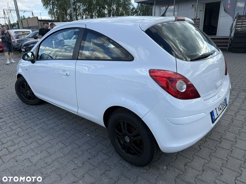 Opel Corsa 1.2 16V EcoFLEX Start-Stop 150 Jahre - 4
