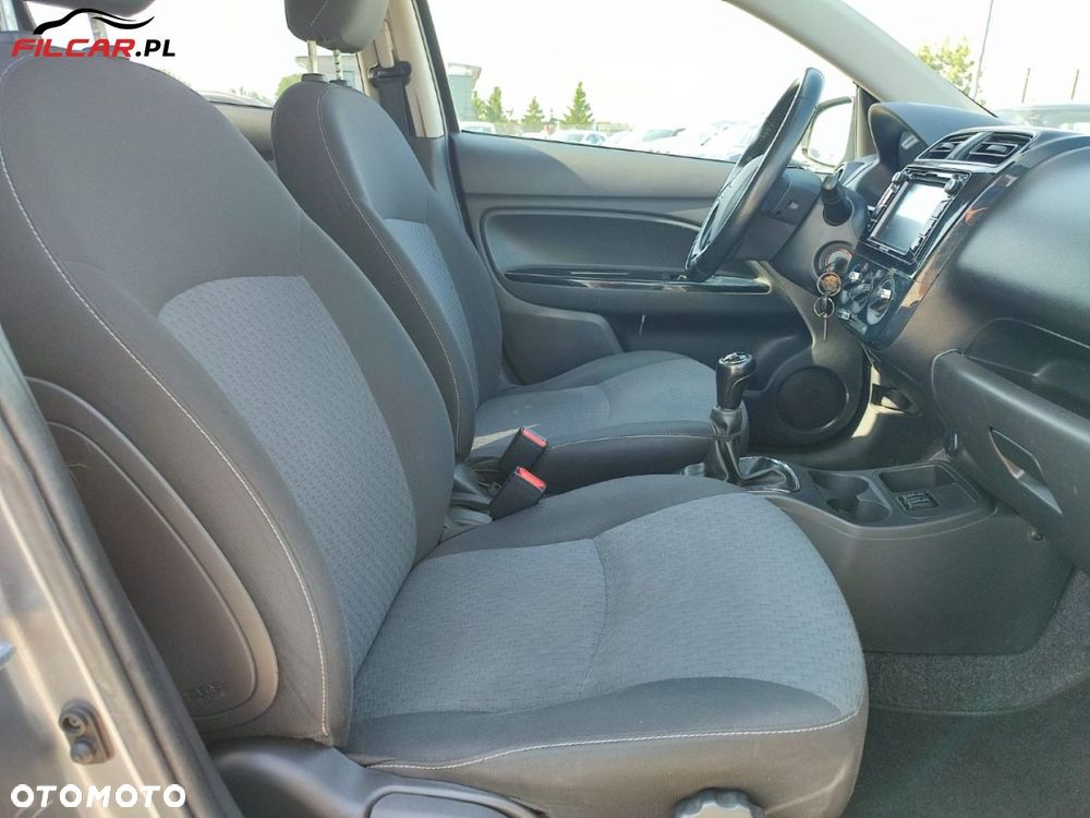 Mitsubishi Space Star - 11