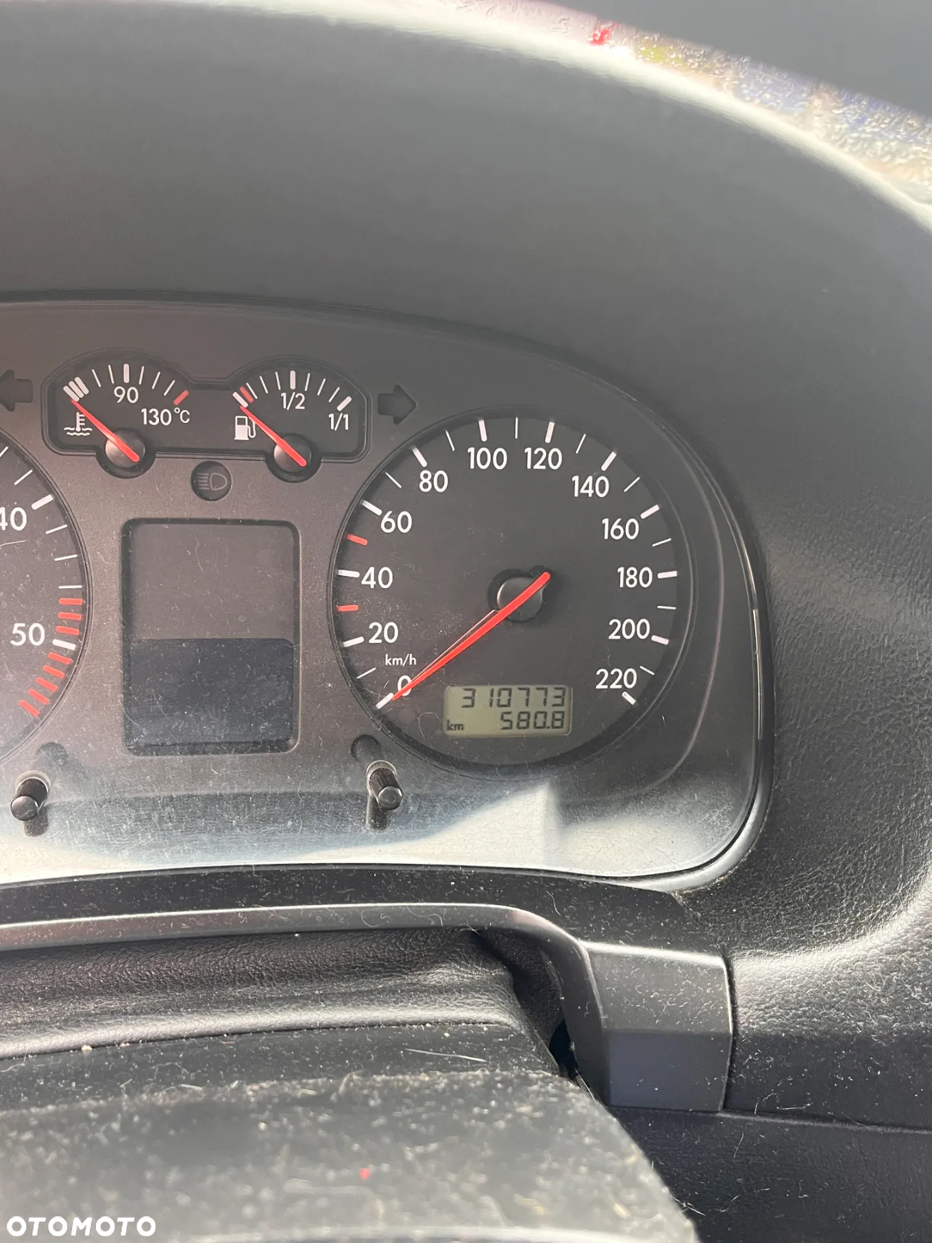 Volkswagen Golf - 6