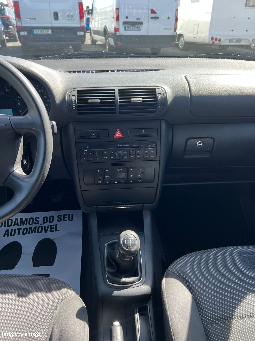 Audi A3 1.6 Ambiente - 28