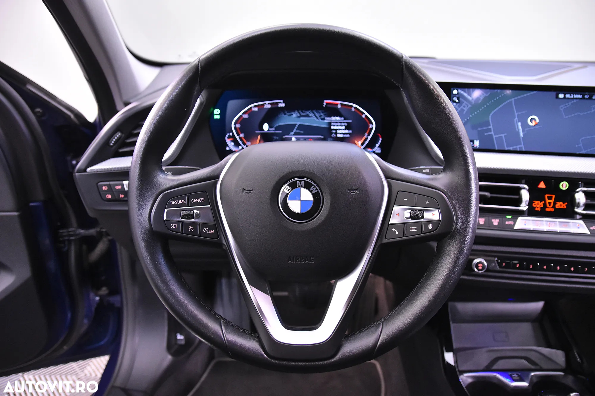 BMW Seria 1 - 16