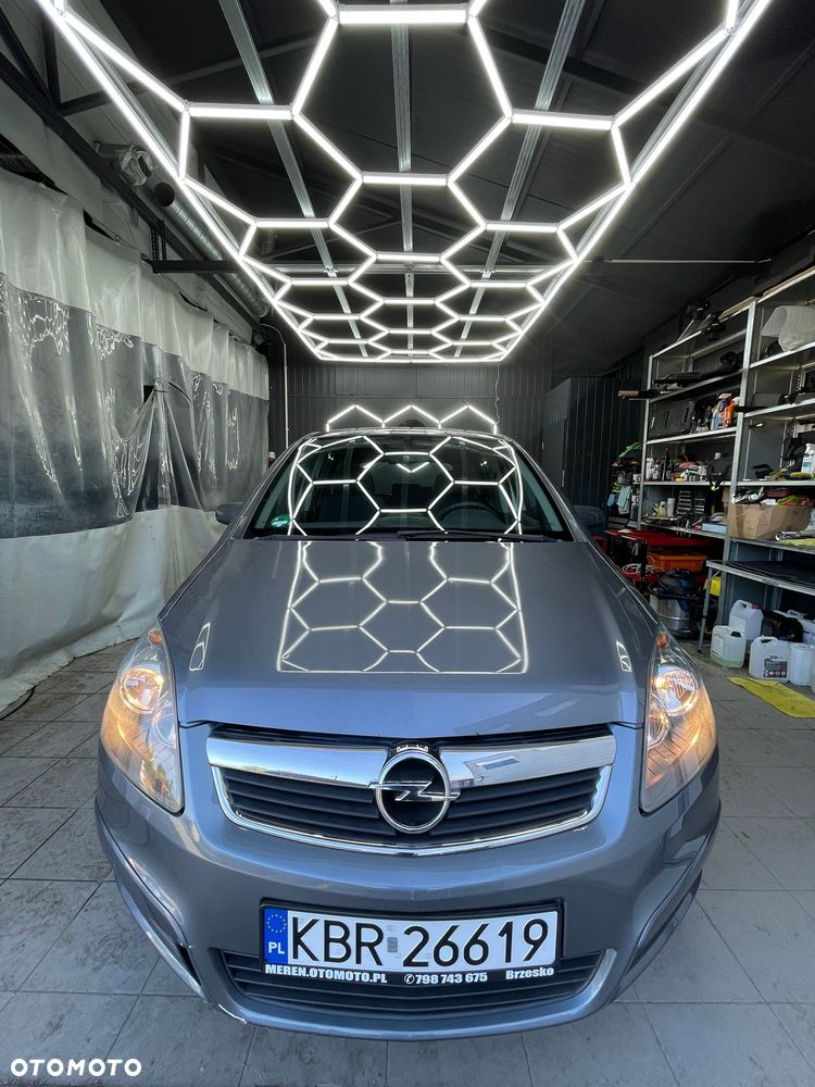 Opel Zafira 1.8 Elegance - 40