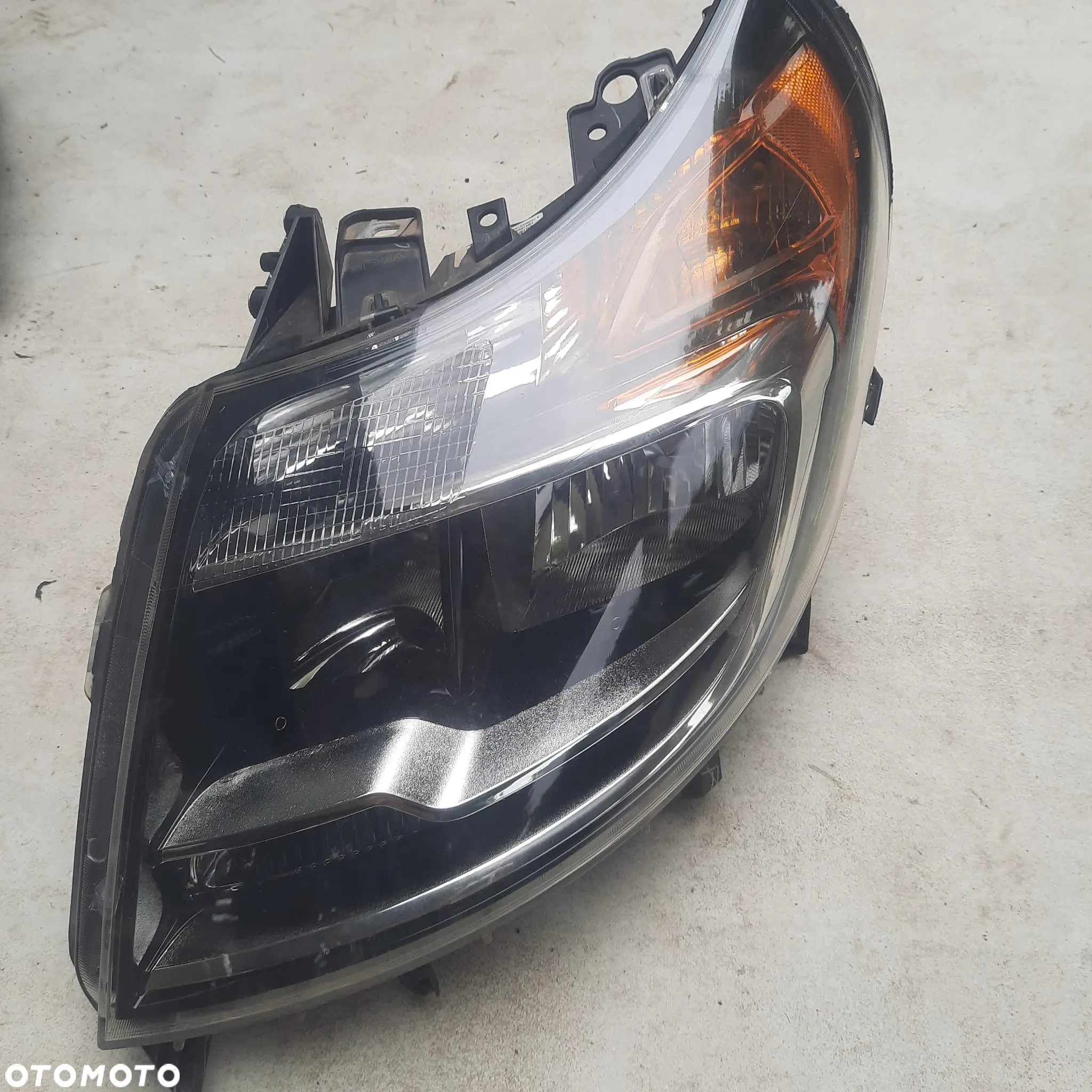 DUCATO Dodge Ram Promaster 2011-2022r lampy przod lewa prawa - 3