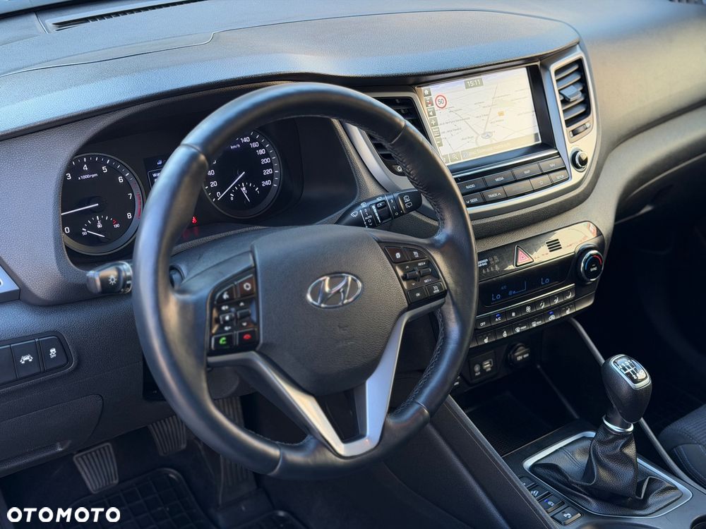 Hyundai Tucson 1.6 GDI BlueDrive Comfort 2WD - 21