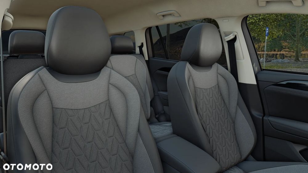Volkswagen Tayron 1.5 eTSI mHEV Life Plus DSG - 12