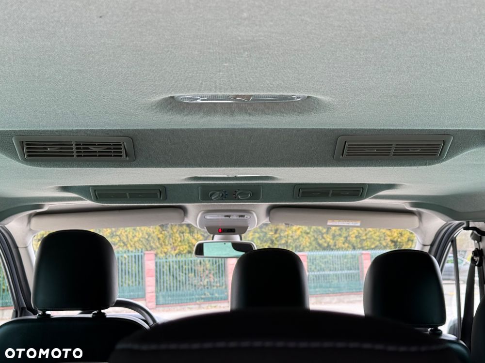 Opel Vivaro L2H1 2.9t Elegance Business - 21