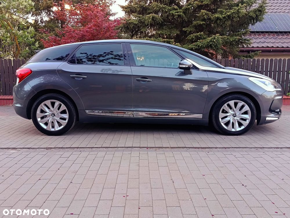 Citroën DS5 e-HDi 115 EGS6 SoChic - 6