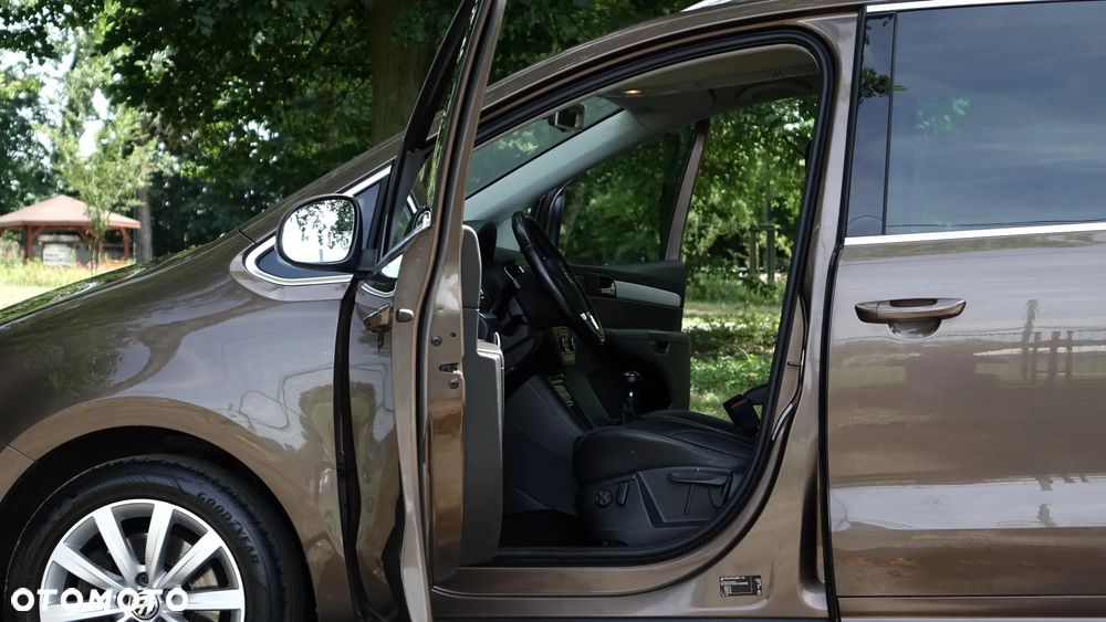 Volkswagen Sharan 2.0 TDI DPF Highline - 6