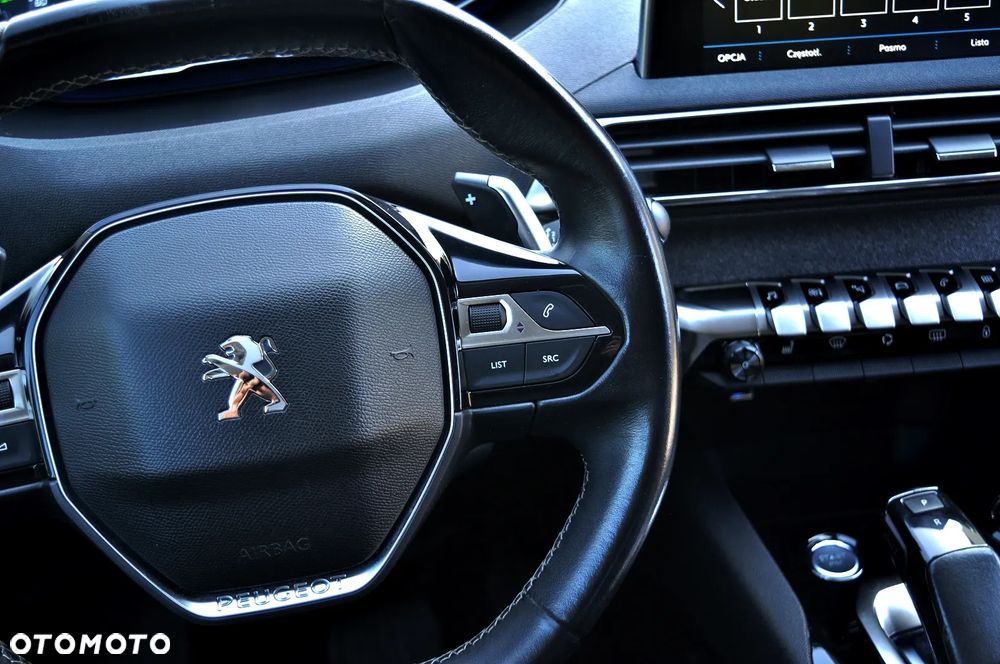 Peugeot 3008 1.2 PureTech Allure S&S EAT6 - 33