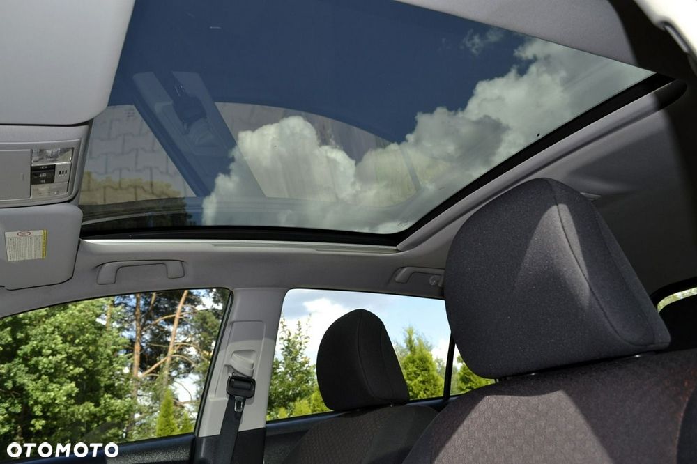 Toyota Verso 1.8 Premium - 37