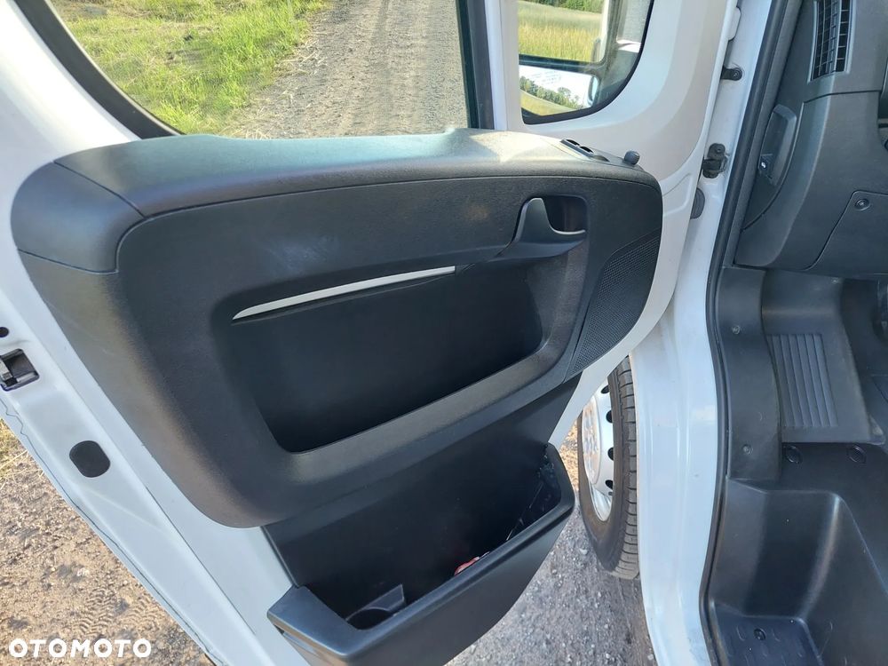 Opel Movano - 19