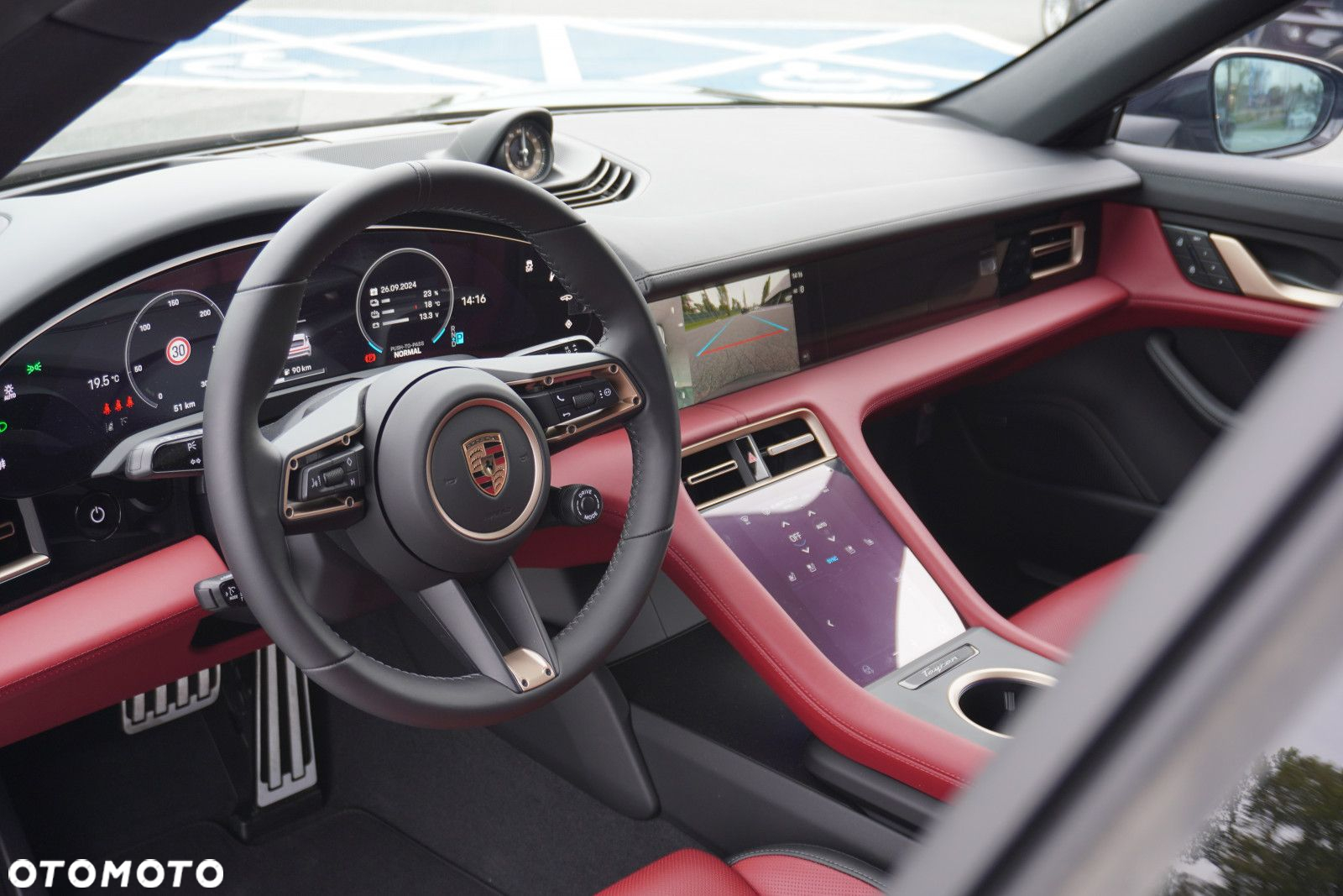Porsche Taycan - 10