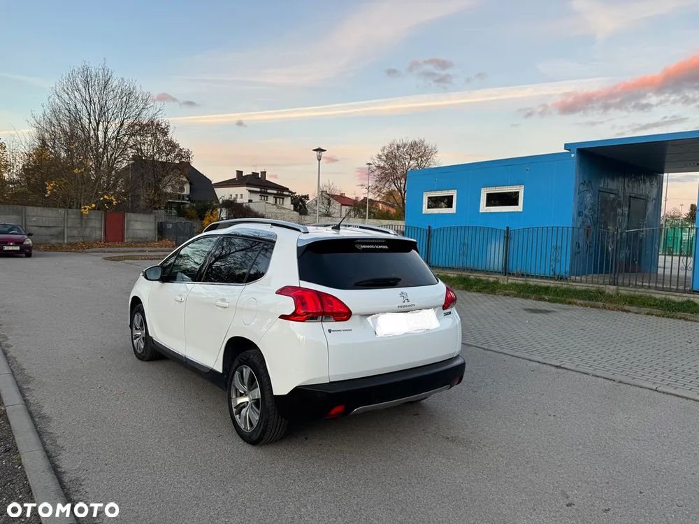 Peugeot 2008 82 VTI Allure - 5