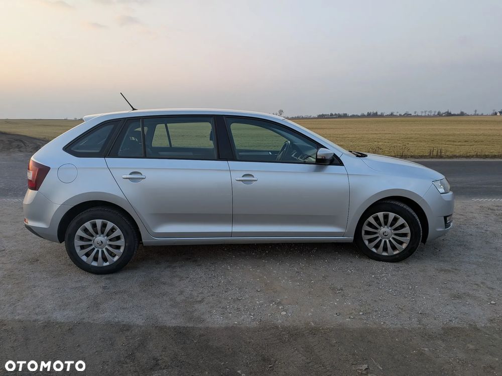 Skoda RAPID 1.0 TSI Ambition - 8