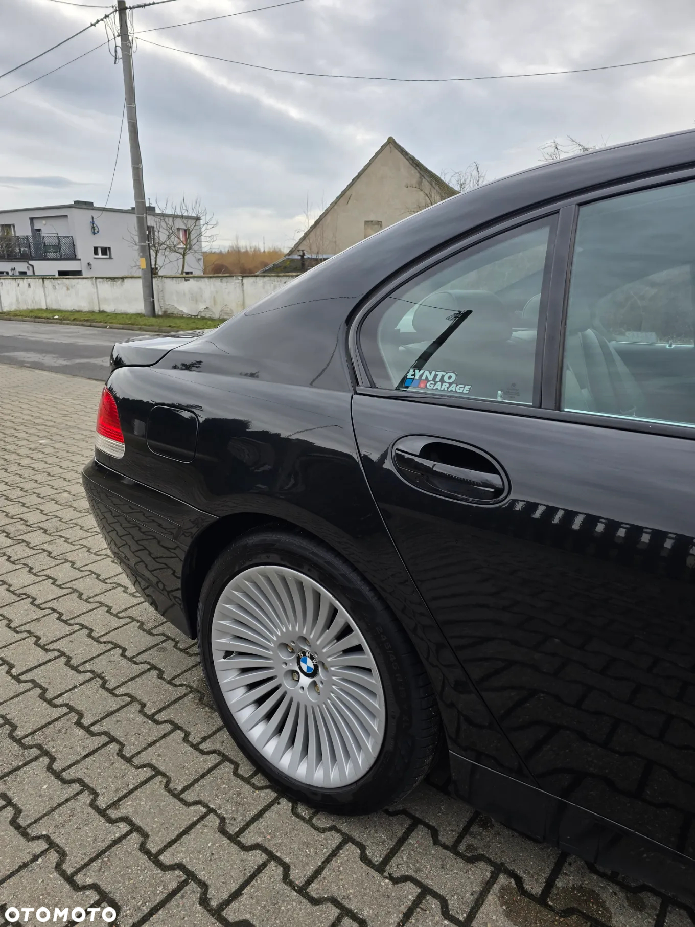 BMW Seria 7 735i - 29