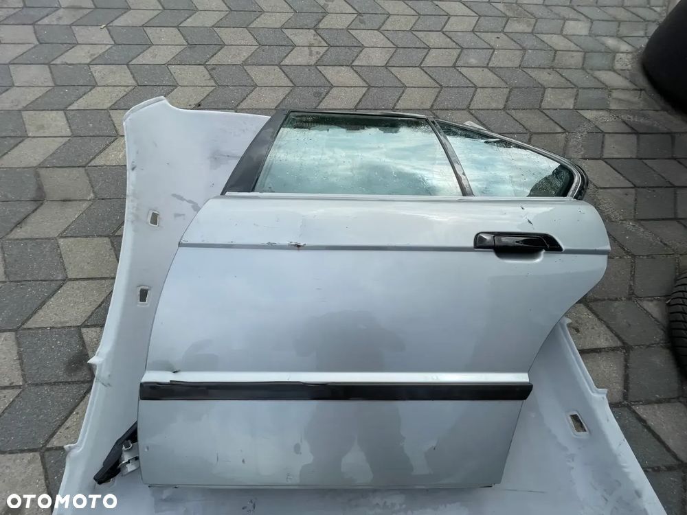 Bmw E34 Drzwi lewe tył - 1