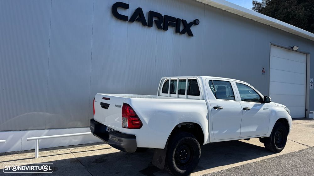 Toyota Hilux 2.4 D-4D 4WD CD CM - 17