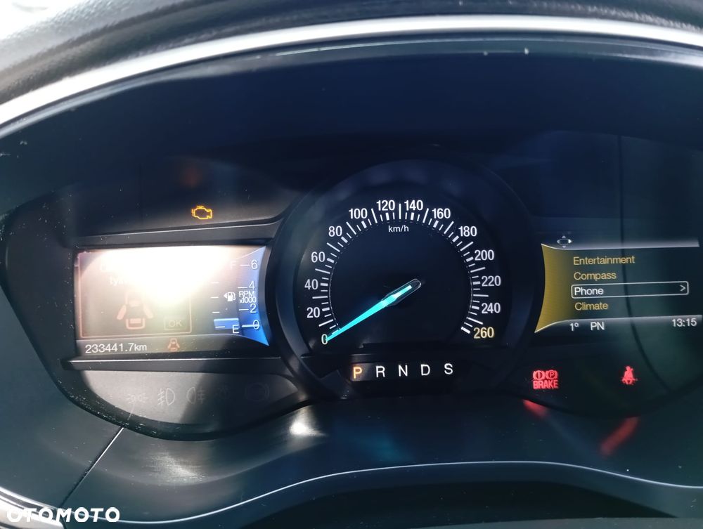 Ford Fusion - 16