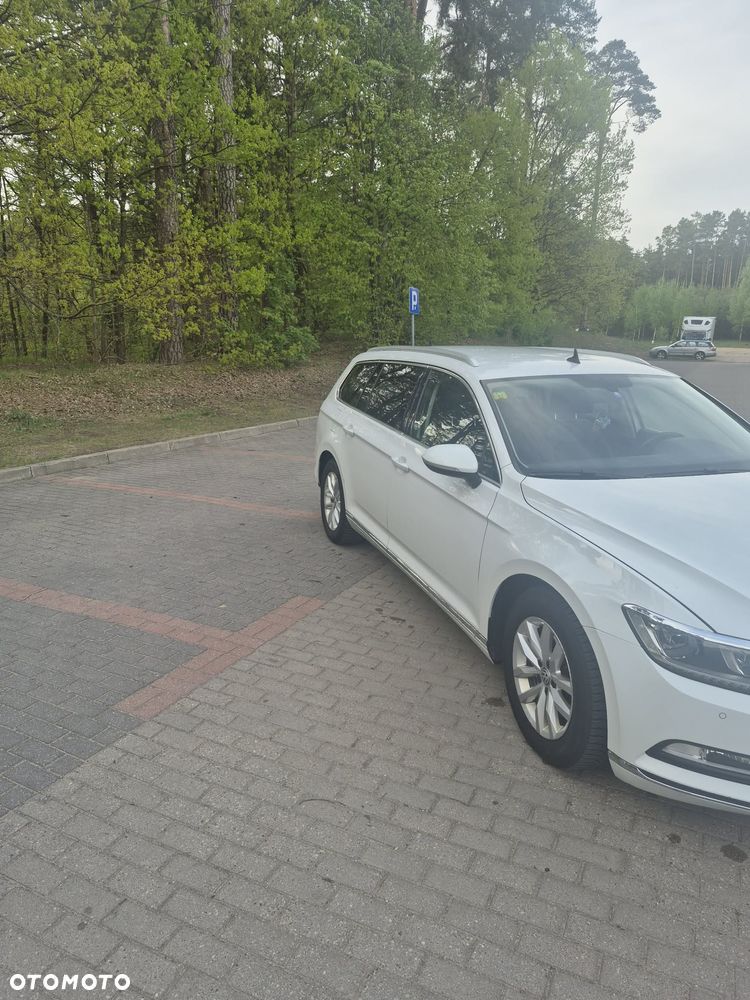Volkswagen Passat 2.0 TDI (BlueMotion Technology) Highline - 6