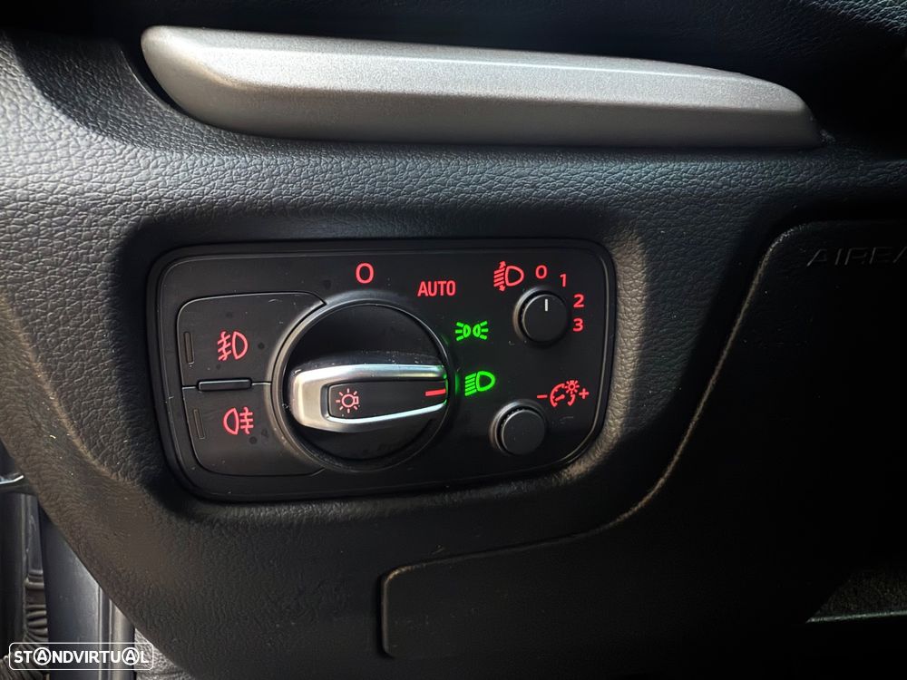 Audi A3 1.6 TDI Attraction - 18