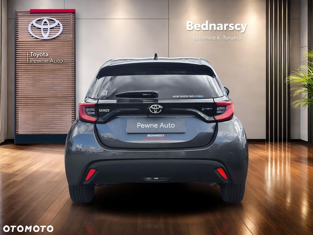 Toyota Yaris Hybrid 1.5 Style - 4