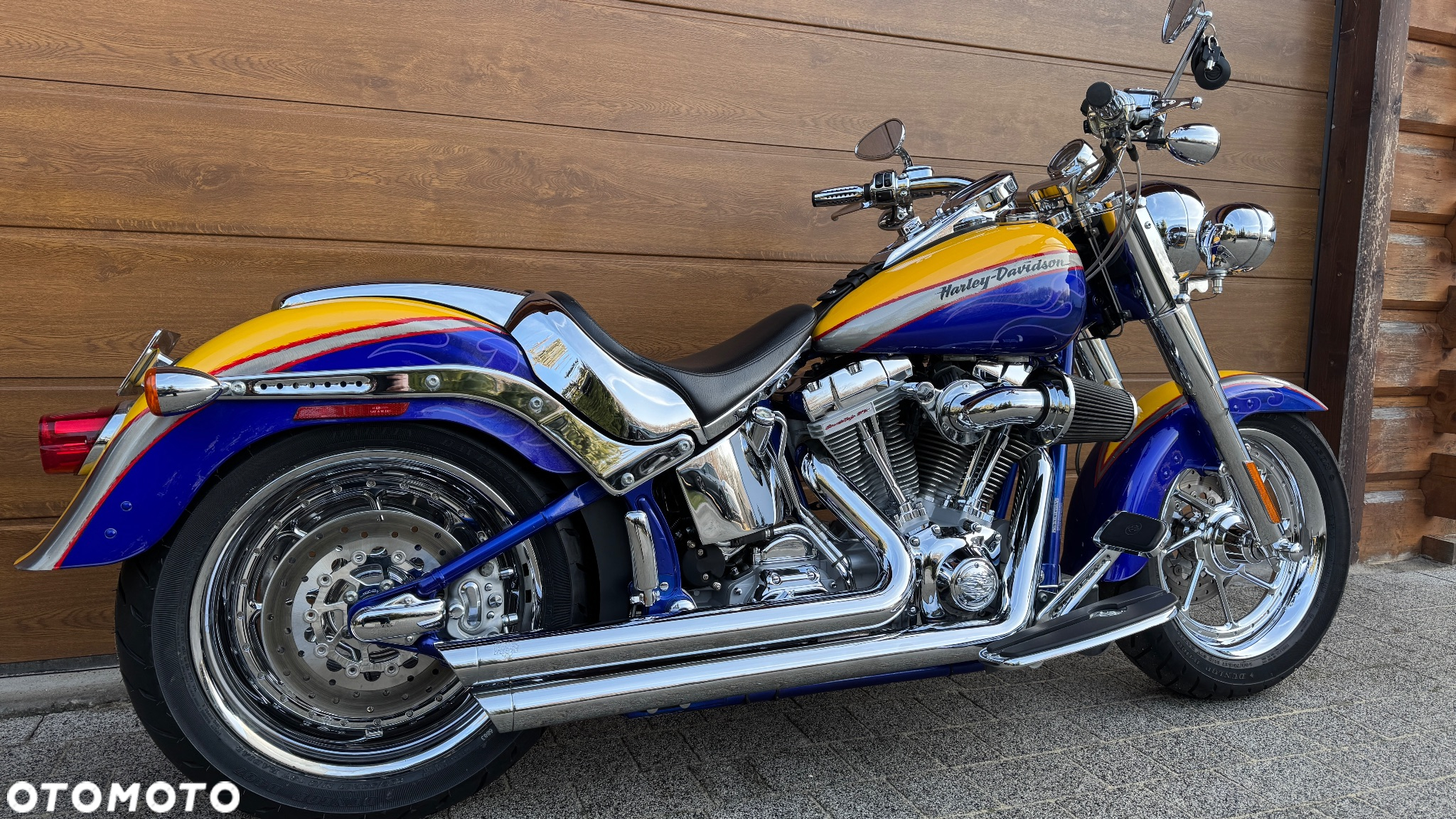 Harley-Davidson Softail Fat Boy - 32