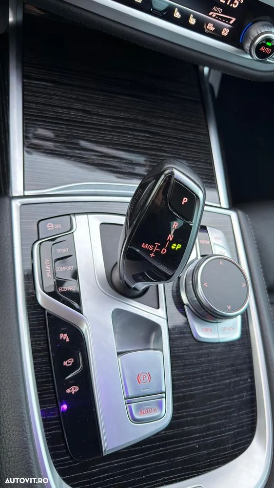 BMW Seria 7 730d xDrive MHEV - 21