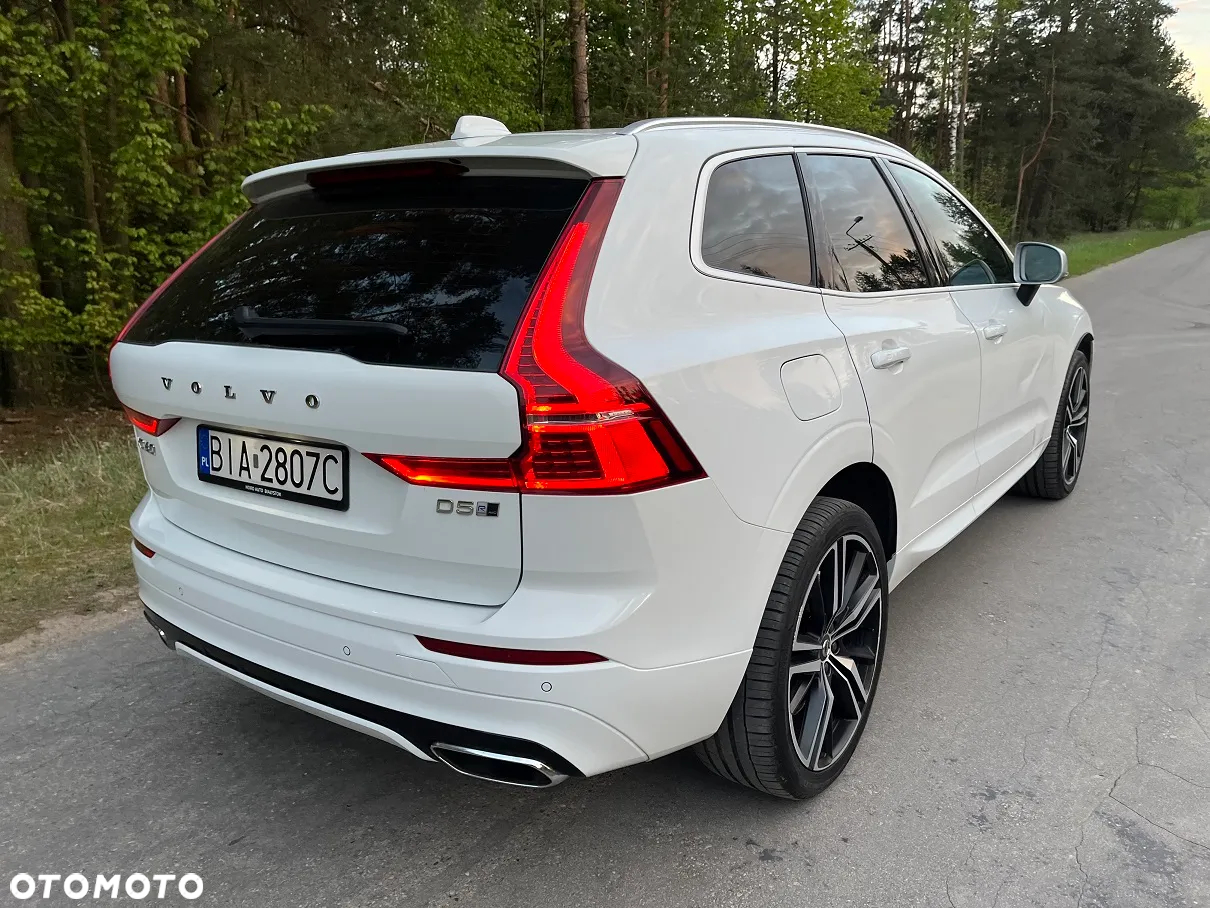 Volvo XC 60 D5 SCR AWD R-Design - 4