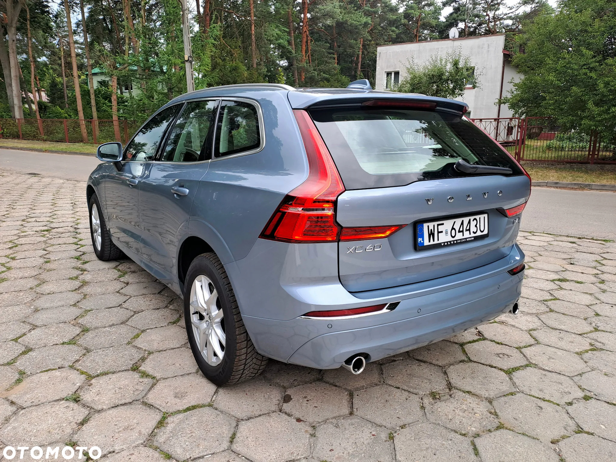 Volvo XC 60 B4 D AWD Momentum Pro - 20