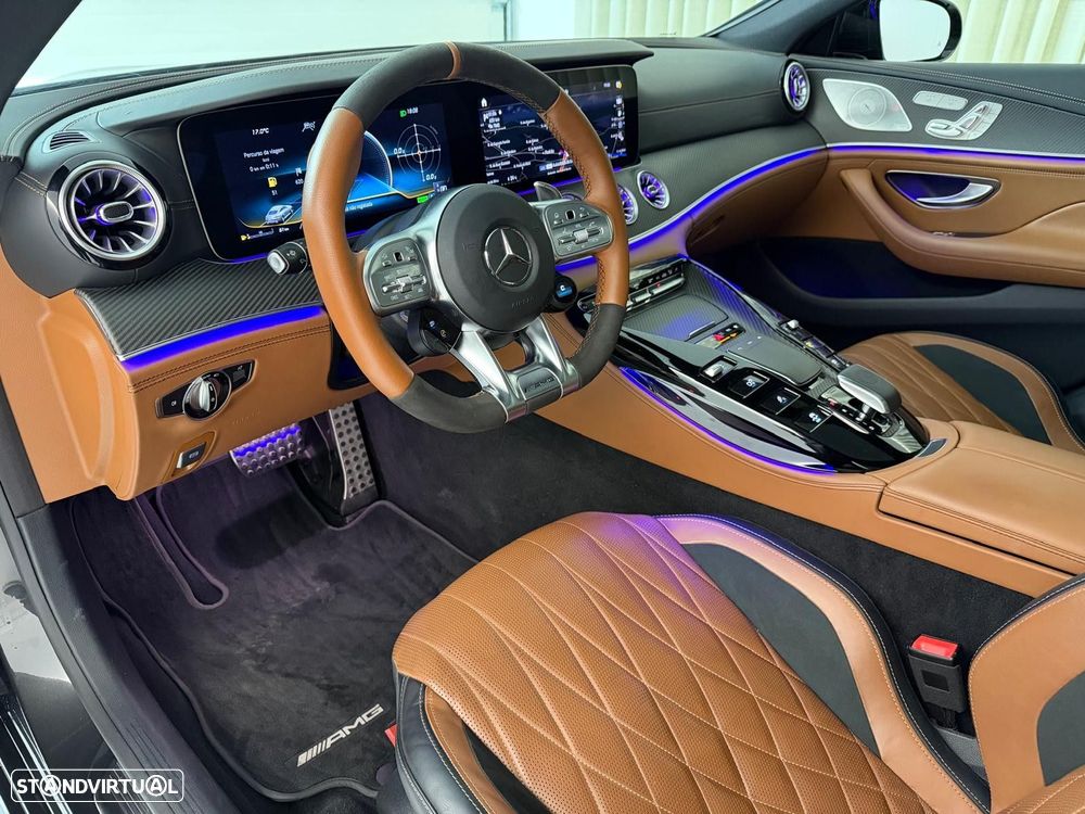 Mercedes-Benz AMG GT 4 portas 53 4Matic+ - 14