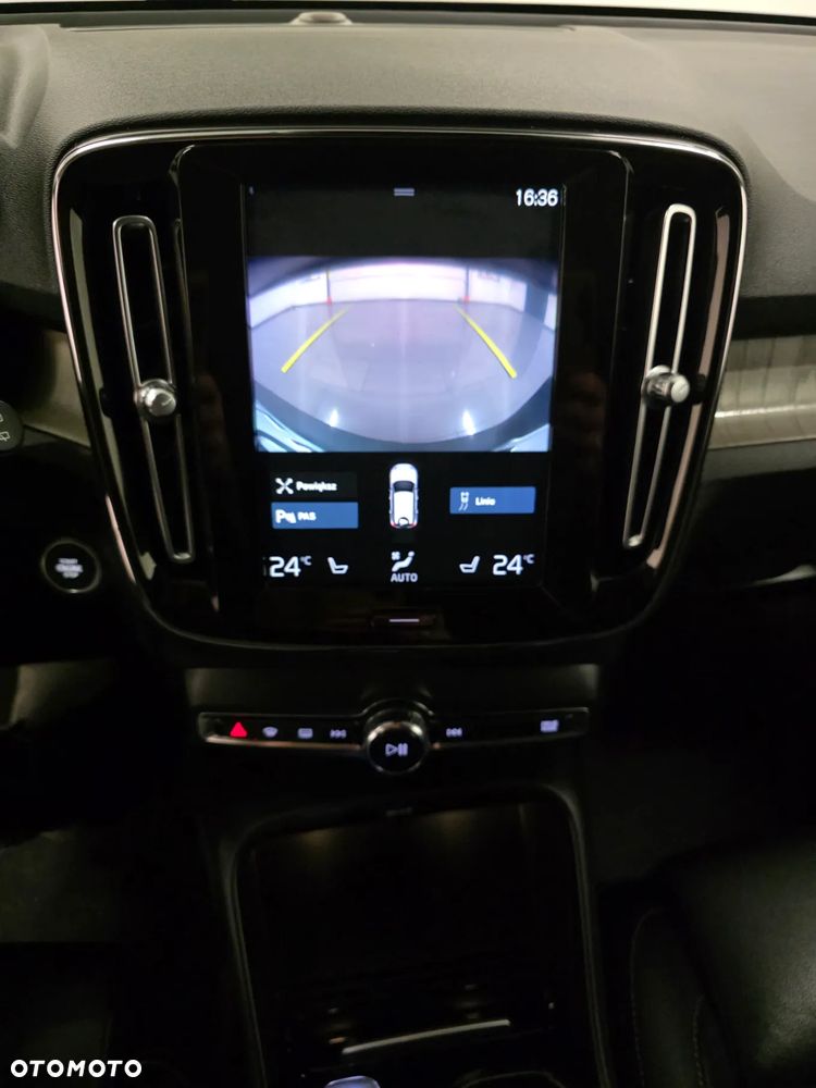 Volvo XC 40 D4 AWD Geartronic Inscription - 10