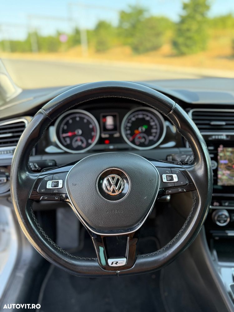 Volkswagen Golf 1.5 TSI DSG Highline - 17