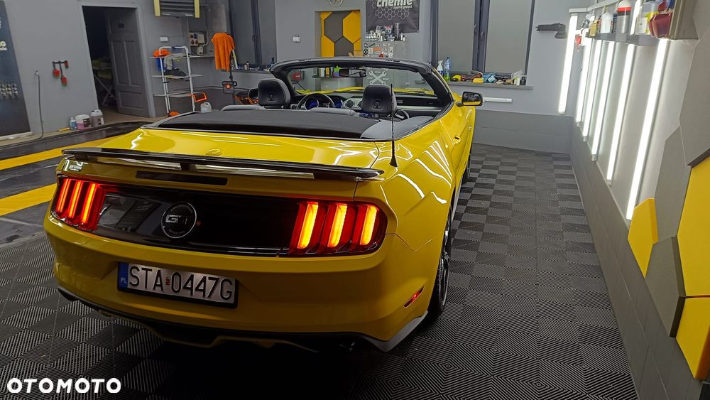 Ford Mustang 5.0 V8 GT - 11