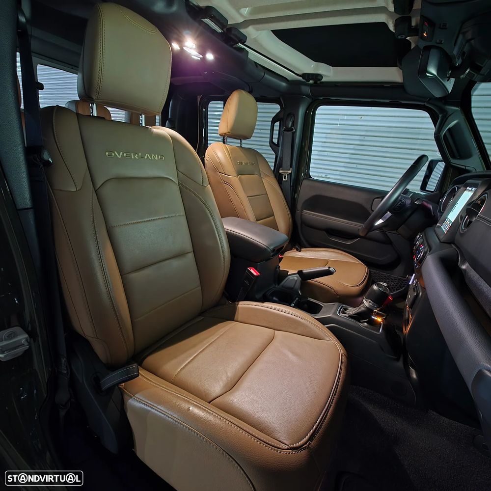 Jeep Gladiator 3.0V6 MultiJet AWD Auto Overland - 25