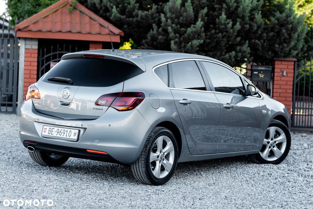 Opel Astra 1.6 Turbo Sport - 10