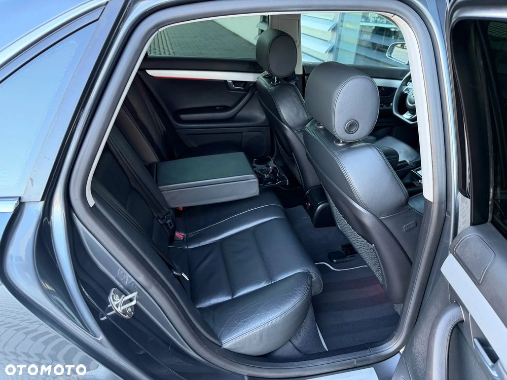 Audi A4 Limousine 3.0 TDI Quattro Tiptronic - 33